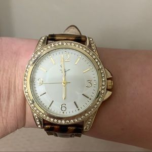 Women’s Diamond Cheetah Band Watch